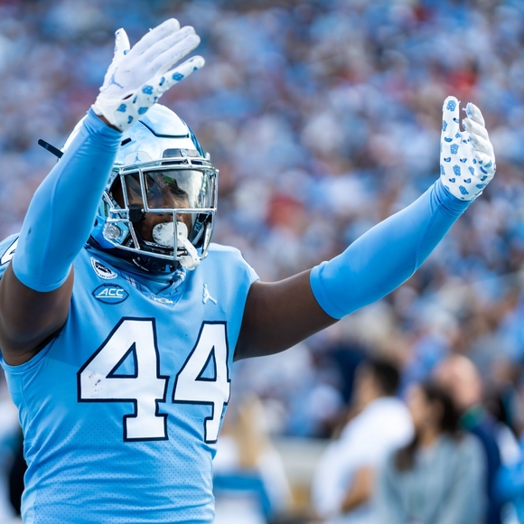 Men's Jordan UNC Tarheels Team Issued Vapor Football Jet 7.0 Gloves - Picture 7 of 12